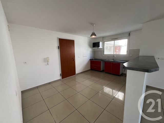 Appartement F4 &agrave; vendre - 4 pi&egrave;ces - 100,75 m2 - St Denis - 974 - REUNION