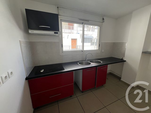 Appartement F4 &agrave; vendre - 4 pi&egrave;ces - 100,75 m2 - St Denis - 974 - REUNION
