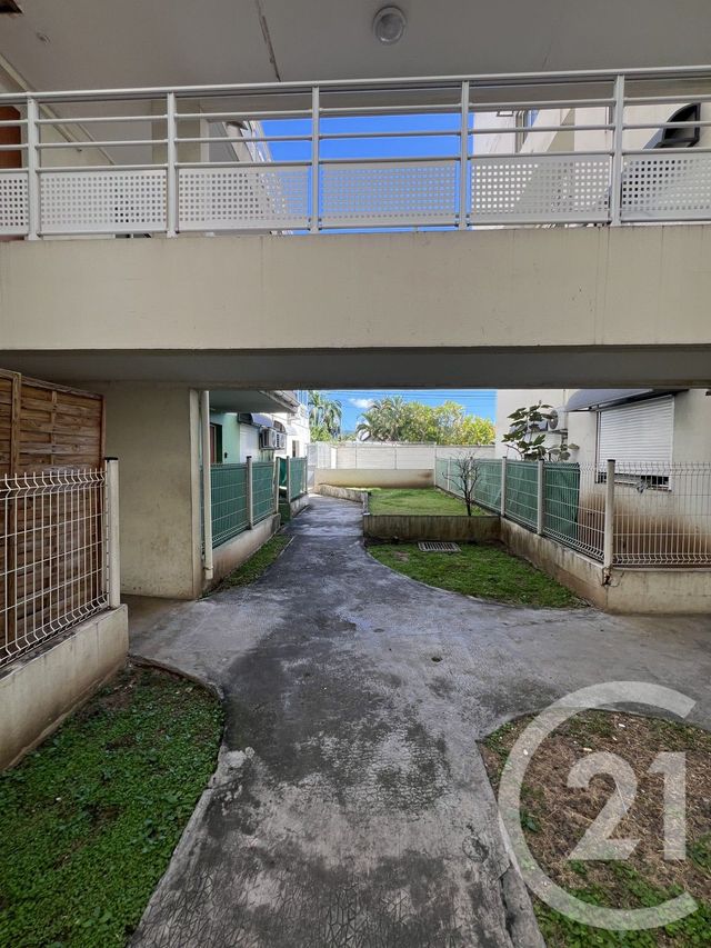 Appartement F4 &agrave; vendre - 4 pi&egrave;ces - 100,75 m2 - St Denis - 974 - REUNION