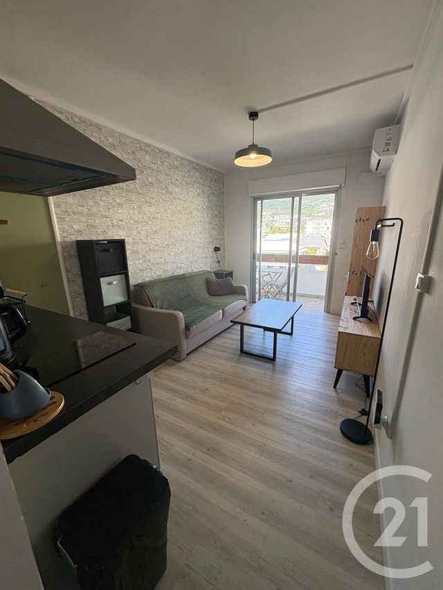 Appartement Studio &agrave; louer - 1 pi&egrave;ce - 21 m2 - St Denis - 974 - REUNION