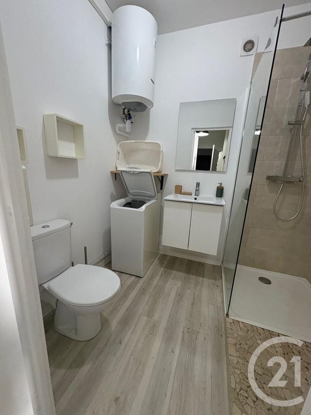 Appartement Studio &agrave; louer - 1 pi&egrave;ce - 21 m2 - St Denis - 974 - REUNION