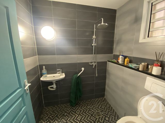 Appartement Local &agrave; vendre - 2 pi&egrave;ces - 33,90 m2 - St Denis - 974 - REUNION