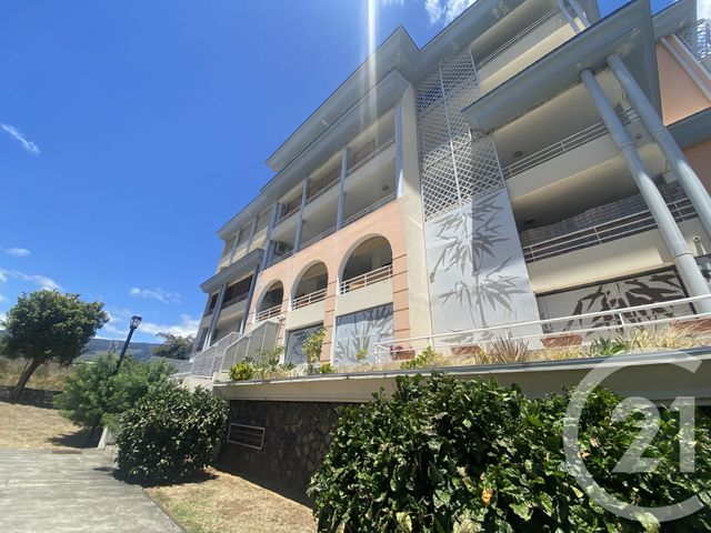 Appartement 4 pièces 97 m² · à Saint-Denis · 97 m² · 249 700 €