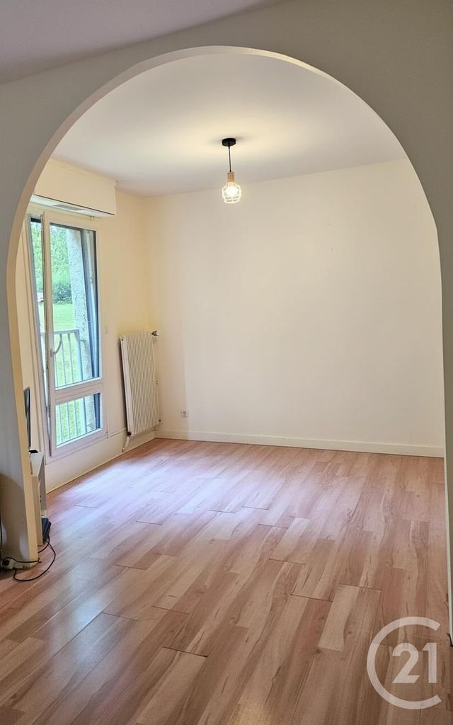 Appartement F6 à vendre - 6 pièces - 103,68 m2 - Boussy St Antoine - 91 - ILE-DE-FRANCE