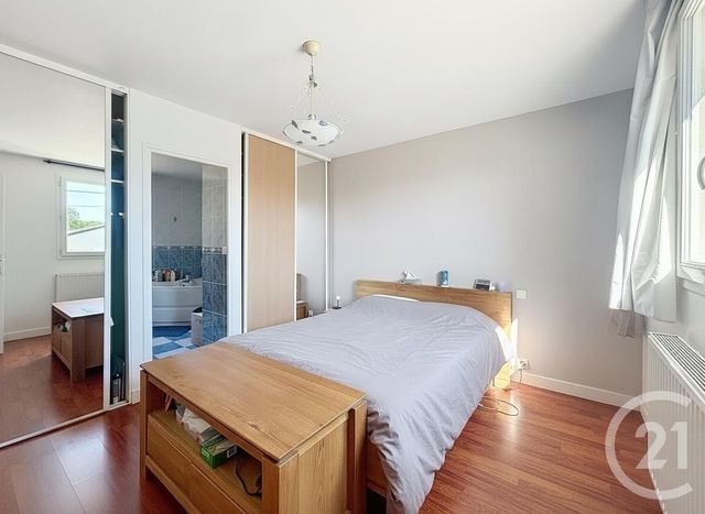 Maison &agrave; louer - 7 pi&egrave;ces - 140,10 m2 - Brunoy - 91 - ILE-DE-FRANCE