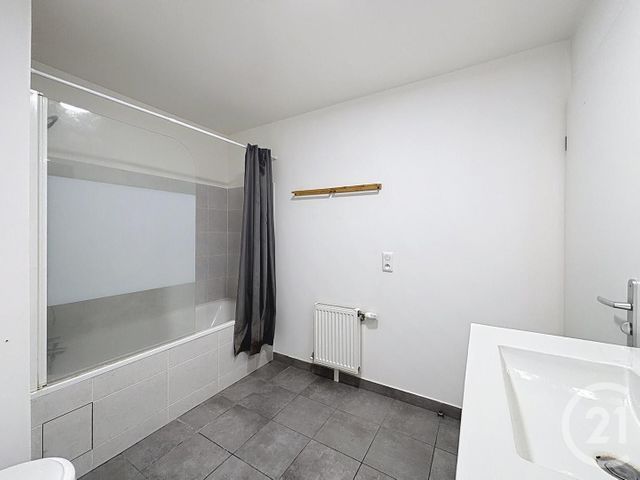 Appartement F3 &agrave; louer - 3 pi&egrave;ces - 57,84 m2 - Quincy Sous Senart - 91 - ILE-DE-FRANCE