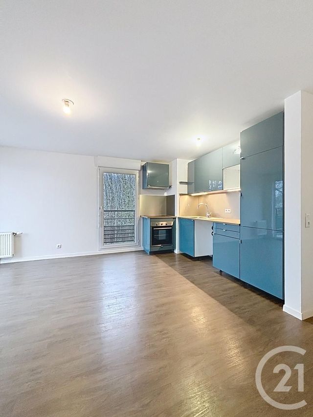 Appartement F3 &agrave; louer - 3 pi&egrave;ces - 57,84 m2 - Quincy Sous Senart - 91 - ILE-DE-FRANCE
