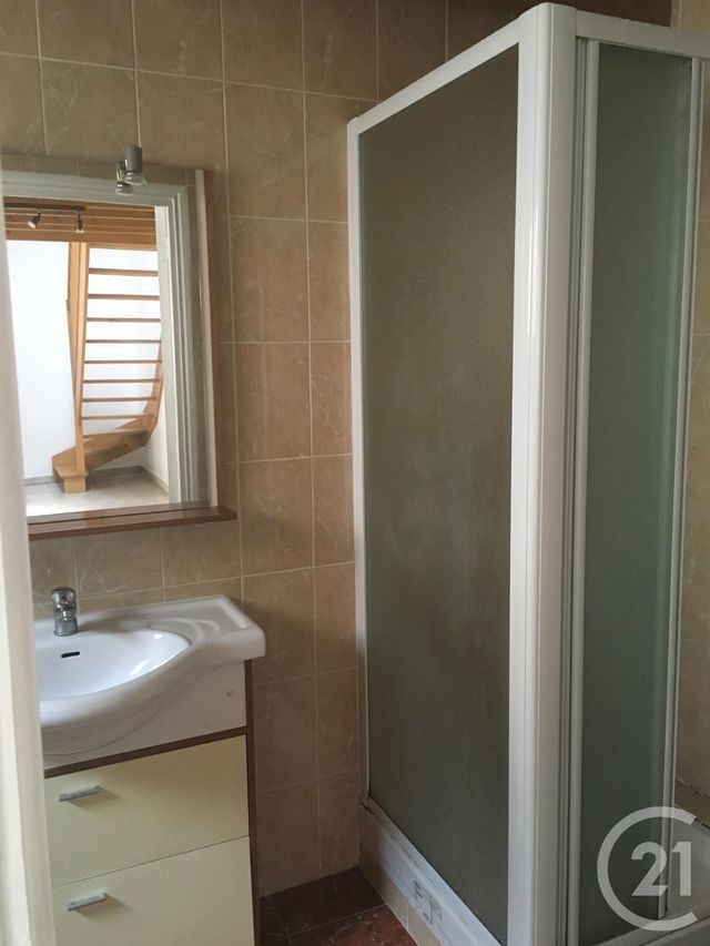 Appartement F1 &agrave; louer - 1 pi&egrave;ce - 26 m2 - Yerres - 91 - ILE-DE-FRANCE