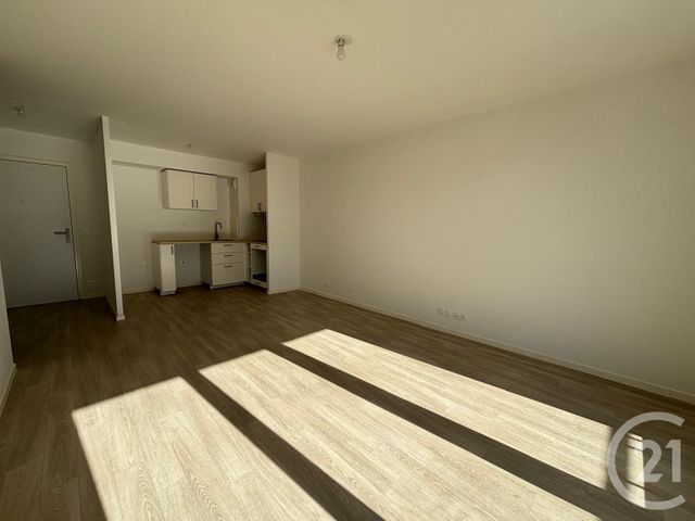 Appartement F3 &agrave; louer - 3 pi&egrave;ces - 58,57 m2 - Savigny Le Temple - 77 - ILE-DE-FRANCE