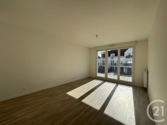 Appartement F3 &agrave; louer - 3 pi&egrave;ces - 58,57 m2 - Savigny Le Temple - 77 - ILE-DE-FRANCE
