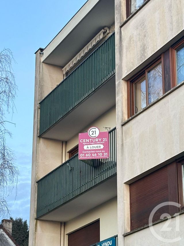Appartement F3 &agrave; louer - 3 pi&egrave;ces - 70,15 m2 - Brunoy - 91 - ILE-DE-FRANCE