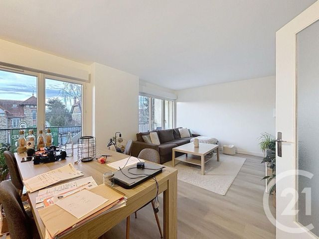 Appartement F3 &agrave; louer - 3 pi&egrave;ces - 70,15 m2 - Brunoy - 91 - ILE-DE-FRANCE