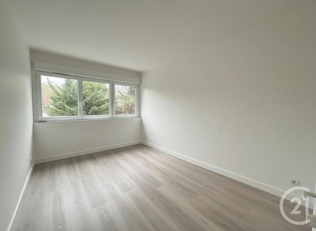 Appartement F3 &agrave; louer - 3 pi&egrave;ces - 70,15 m2 - Brunoy - 91 - ILE-DE-FRANCE