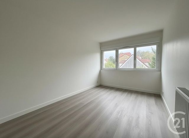 Appartement F3 &agrave; louer - 3 pi&egrave;ces - 70,15 m2 - Brunoy - 91 - ILE-DE-FRANCE