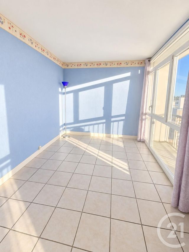 Appartement F4 &agrave; vendre - 4 pi&egrave;ces - 73,45 m2 - Boussy St Antoine - 91 - ILE-DE-FRANCE