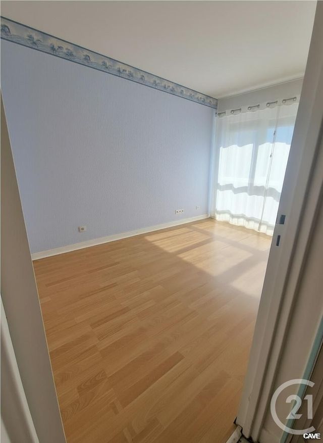 Appartement F4 &agrave; vendre - 4 pi&egrave;ces - 73,45 m2 - Boussy St Antoine - 91 - ILE-DE-FRANCE