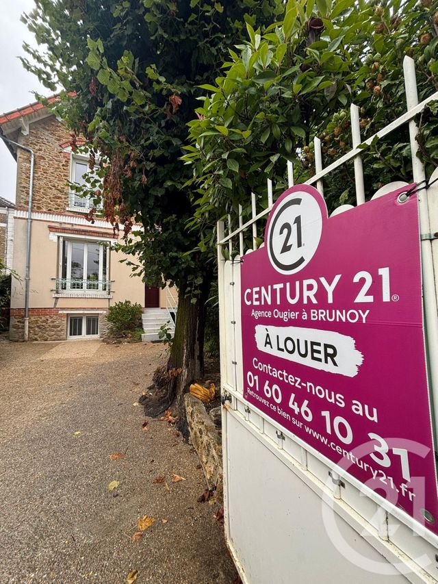Maison &agrave; louer - 4 pi&egrave;ces - 70,73 m2 - Brunoy - 91 - ILE-DE-FRANCE