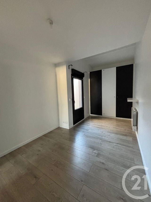 Appartement &agrave; louer - 2 pi&egrave;ces - 42,13 m2 - Brunoy - 91 - ILE-DE-FRANCE