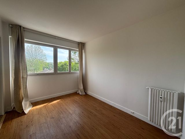Appartement F3 &agrave; louer - 3 pi&egrave;ces - 67 m2 - Brunoy - 91 - ILE-DE-FRANCE