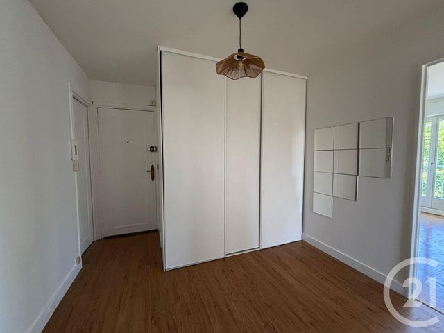 Appartement F3 &agrave; louer - 3 pi&egrave;ces - 67 m2 - Brunoy - 91 - ILE-DE-FRANCE