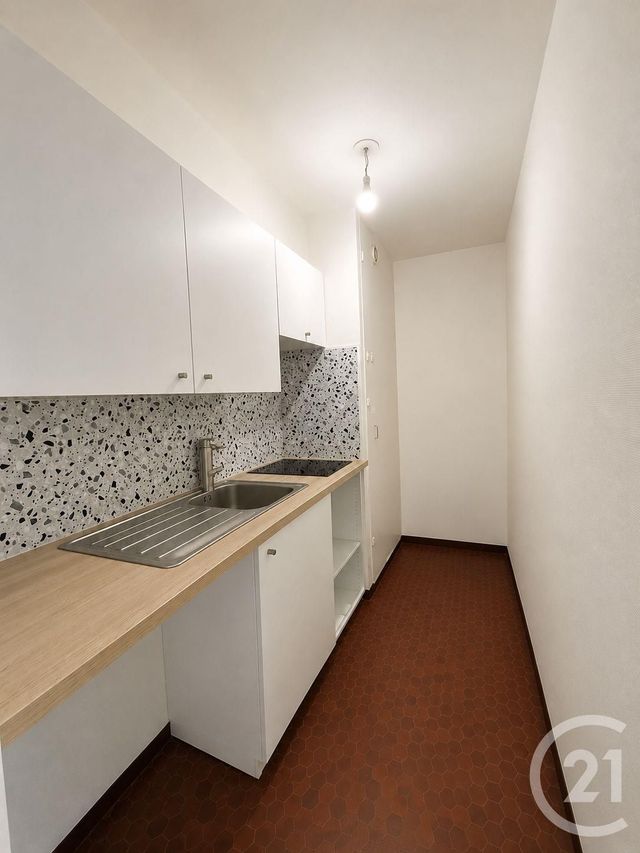 Appartement F1 &agrave; louer - 1 pi&egrave;ce - 43,17 m2 - Brunoy - 91 - ILE-DE-FRANCE