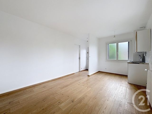 Appartement Studio &agrave; louer - 1 pi&egrave;ce - 21,59 m2 - Brunoy - 91 - ILE-DE-FRANCE