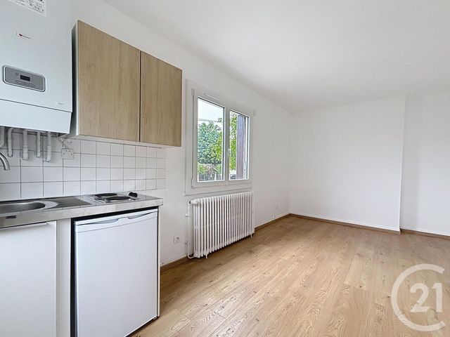 Appartement Studio &agrave; louer - 1 pi&egrave;ce - 21,59 m2 - Brunoy - 91 - ILE-DE-FRANCE