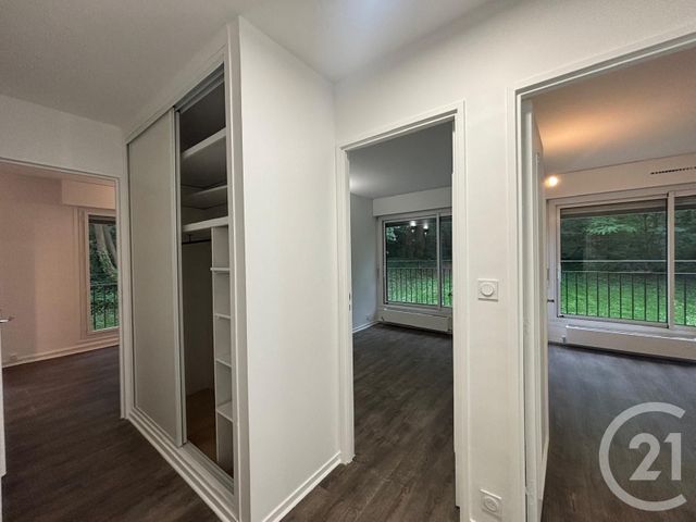 Appartement &agrave; louer - 5 pi&egrave;ces - 79,78 m2 - Brunoy - 91 - ILE-DE-FRANCE