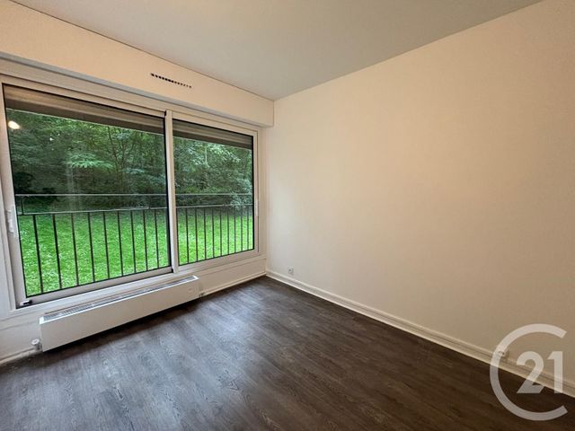 Appartement &agrave; louer - 5 pi&egrave;ces - 79,78 m2 - Brunoy - 91 - ILE-DE-FRANCE