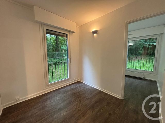Appartement &agrave; louer - 5 pi&egrave;ces - 79,78 m2 - Brunoy - 91 - ILE-DE-FRANCE