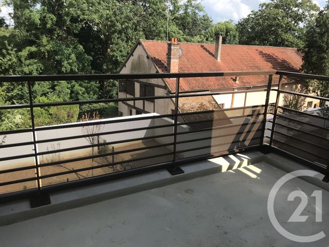 Appartement F3 &agrave; louer - 3 pi&egrave;ces - 60,87 m2 - Quincy Sous Senart - 91 - ILE-DE-FRANCE