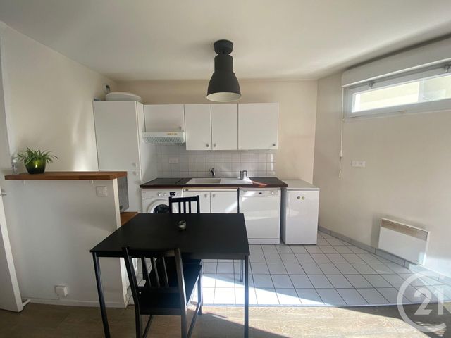 Appartement F1 &agrave; louer - 1 pi&egrave;ce - 34,44 m2 - Brunoy - 91 - ILE-DE-FRANCE