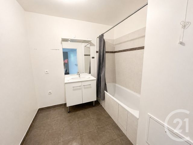 Appartement F3 &agrave; vendre - 3 pi&egrave;ces - 65,55 m2 - Boussy St Antoine - 91 - ILE-DE-FRANCE