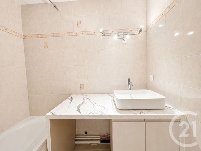 Appartement F2 &agrave; louer - 2 pi&egrave;ces - 52,86 m2 - Brunoy - 91 - ILE-DE-FRANCE