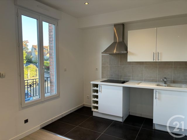 Appartement Studio &agrave; louer - 1 pi&egrave;ce - 25,60 m2 - Brunoy - 91 - ILE-DE-FRANCE