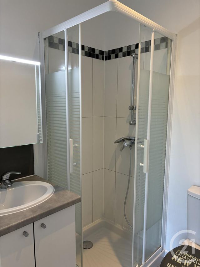 Appartement Studio &agrave; louer - 1 pi&egrave;ce - 25,60 m2 - Brunoy - 91 - ILE-DE-FRANCE