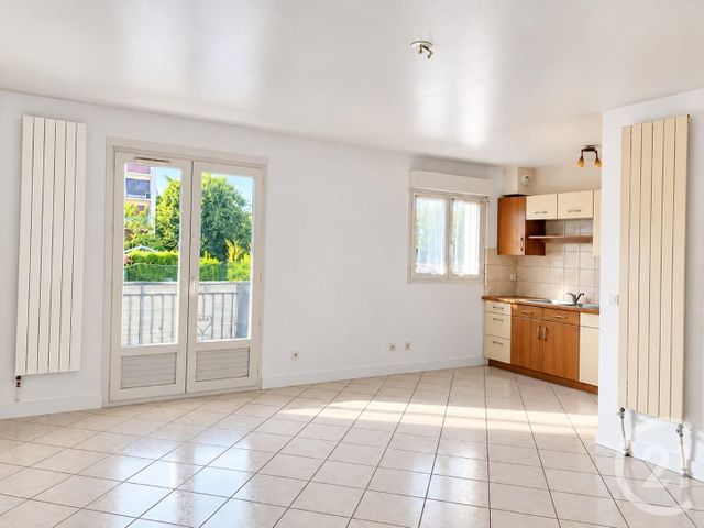 Appartement F2 &agrave; louer - 2 pi&egrave;ces - 45 m2 - Brunoy - 91 - ILE-DE-FRANCE