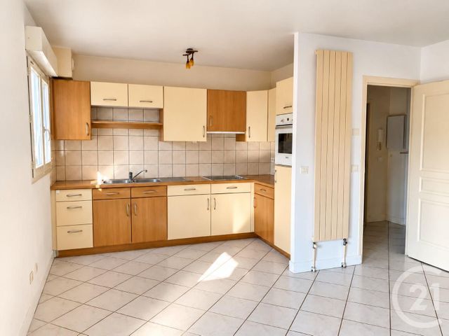 Appartement F2 &agrave; louer - 2 pi&egrave;ces - 45 m2 - Brunoy - 91 - ILE-DE-FRANCE