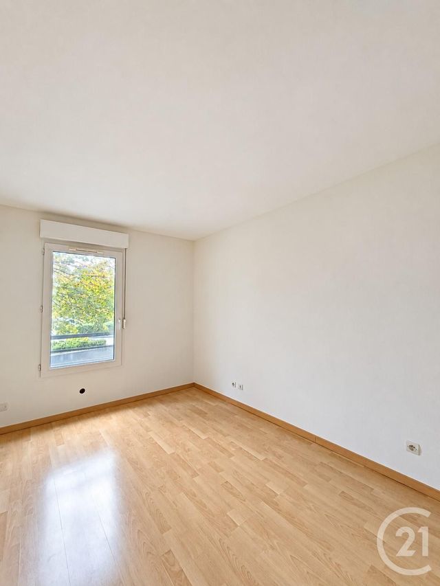 Appartement F3 &agrave; louer - 3 pi&egrave;ces - 61,50 m2 - Boussy St Antoine - 91 - ILE-DE-FRANCE