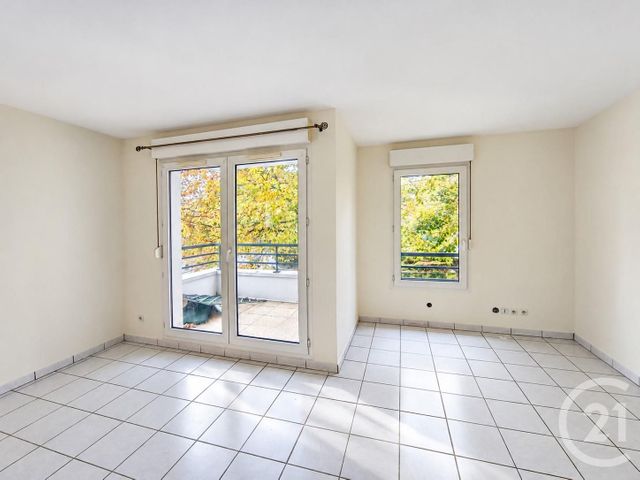 Appartement F3 &agrave; louer - 3 pi&egrave;ces - 61,50 m2 - Boussy St Antoine - 91 - ILE-DE-FRANCE