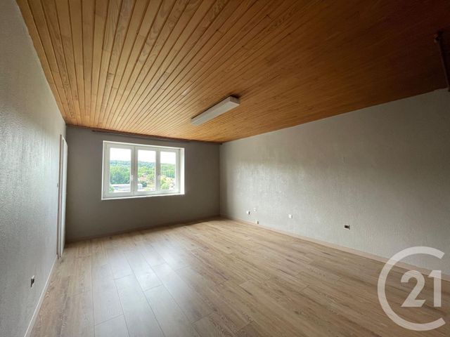 Appartement F4 &agrave; louer - 4 pi&egrave;ces - 103 m2 - Longeville Les St Avold - 57 - LORRAINE