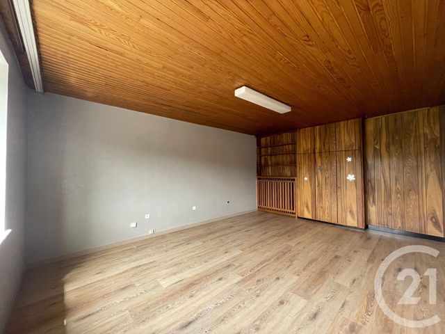 Appartement F4 &agrave; louer - 4 pi&egrave;ces - 103 m2 - Longeville Les St Avold - 57 - LORRAINE