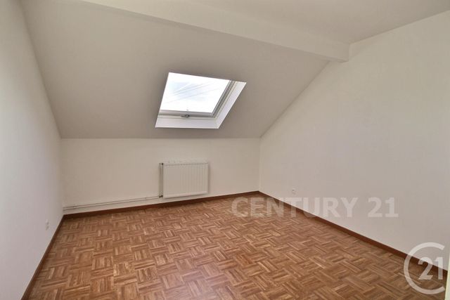 Maison &agrave; louer - 4 pi&egrave;ces - 79,82 m2 - Longeville Les St Avold - 57 - LORRAINE