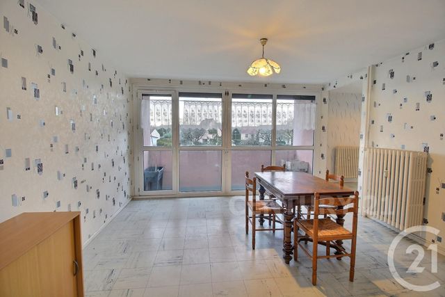 Appartement à vendre - 4 pièces - 79,81 m2 - St Avold - 57 - LORRAINE