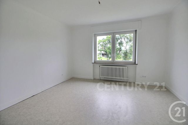 Maison &agrave; louer - 7 pi&egrave;ces - 139,75 m2 - Teting Sur Nied - 57 - LORRAINE