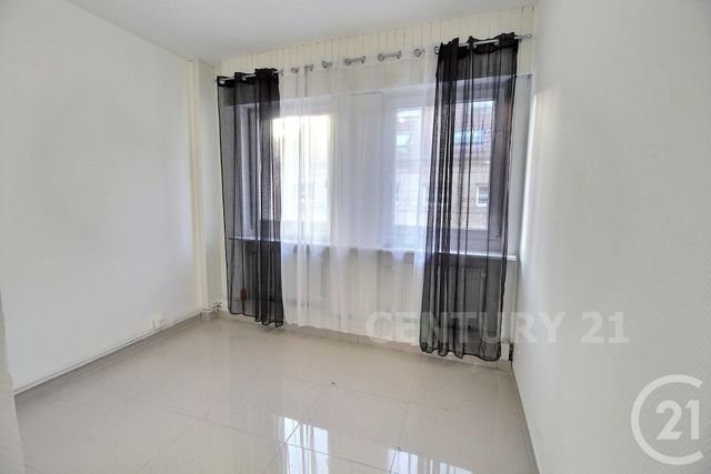 Appartement F5 à vendre - 5 pièces - 107 m2 - St Avold - 57 - LORRAINE