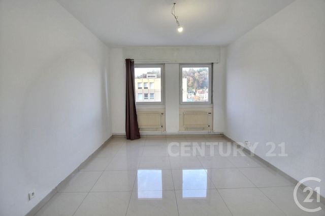 Appartement F5 à vendre - 5 pièces - 107 m2 - St Avold - 57 - LORRAINE