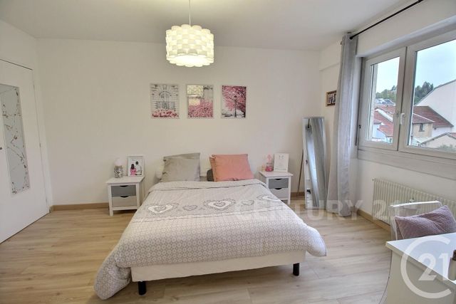 Appartement F5 à vendre - 5 pièces - 108,17 m2 - St Avold - 57 - LORRAINE