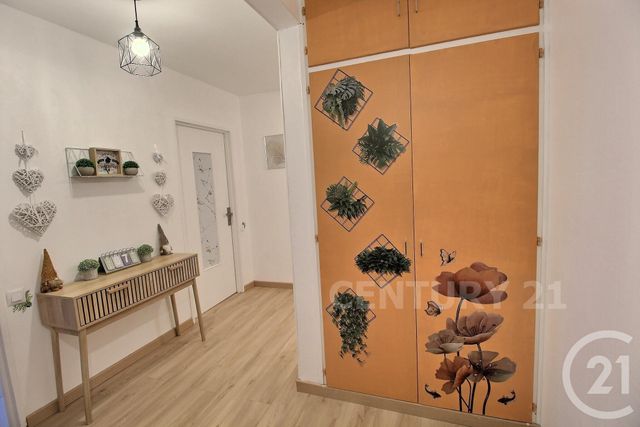 Appartement F5 à vendre - 5 pièces - 108,17 m2 - St Avold - 57 - LORRAINE