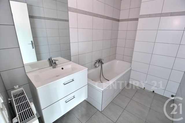 Appartement F3 &agrave; vendre - 3 pi&egrave;ces - 73,70 m2 - St Avold - 57 - LORRAINE